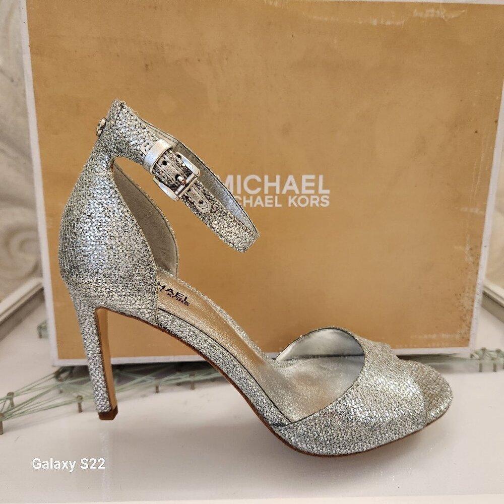 Michael Kors Women's Shelly Flex Dress Heeled Sandals Silver Glitter. NIB. Sz 6